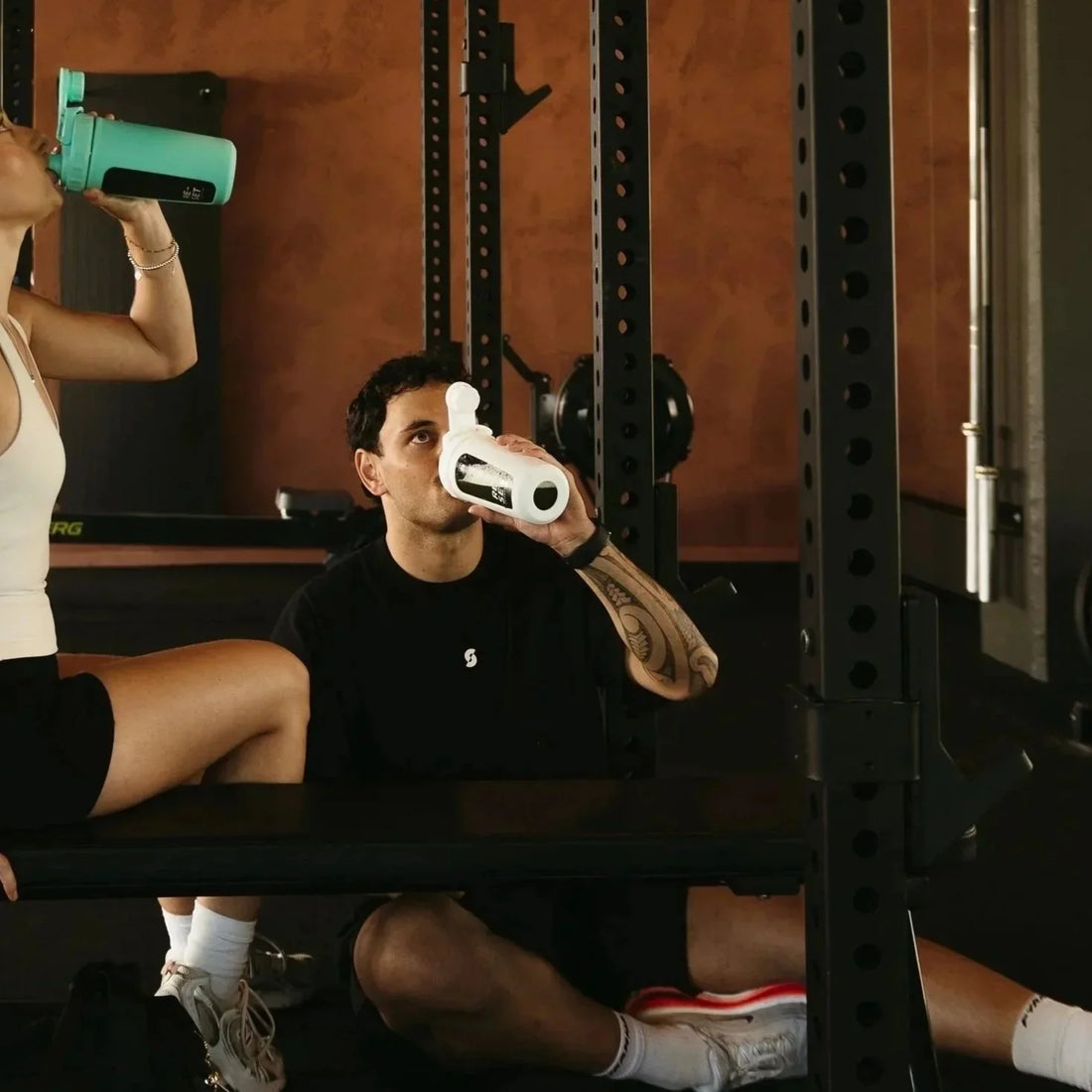 Glass vs. Plastic Protein Shakers: Why Glass Wins